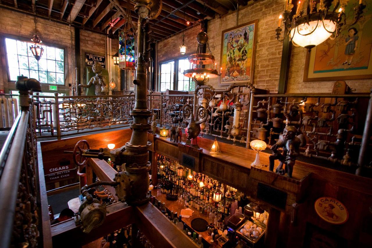 Hotel Mcmenamins Kennedy School Portland Exteriér fotografie