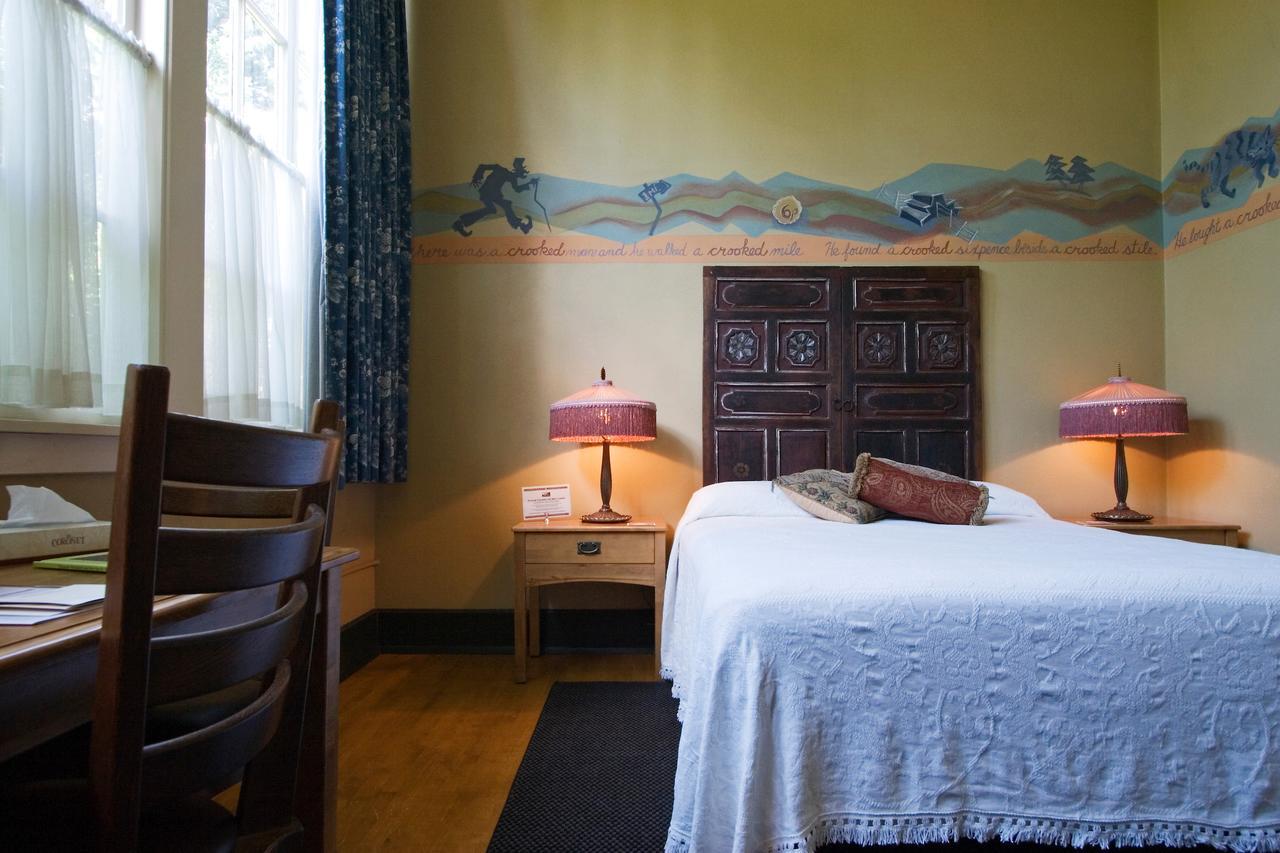 Hotel Mcmenamins Kennedy School Portland Exteriér fotografie